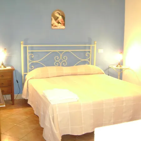 Maria Paola * Castelluzzo