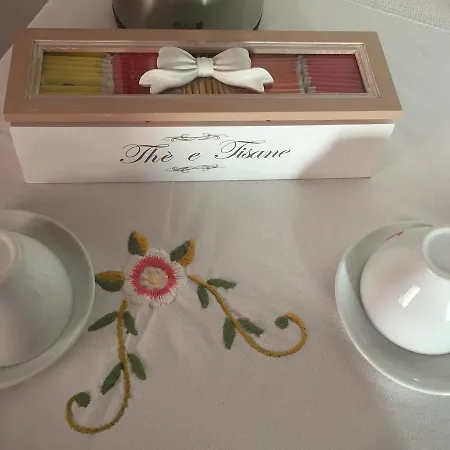 Maria Paola Couette-café