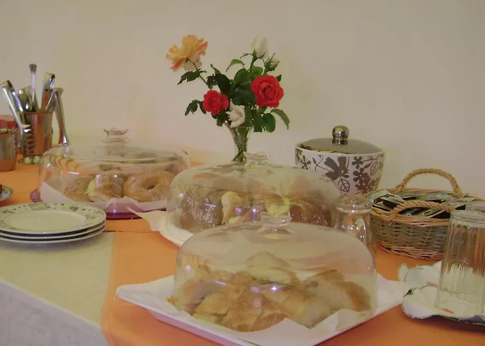 Maria Paola Frühstückspension Castelluzzo